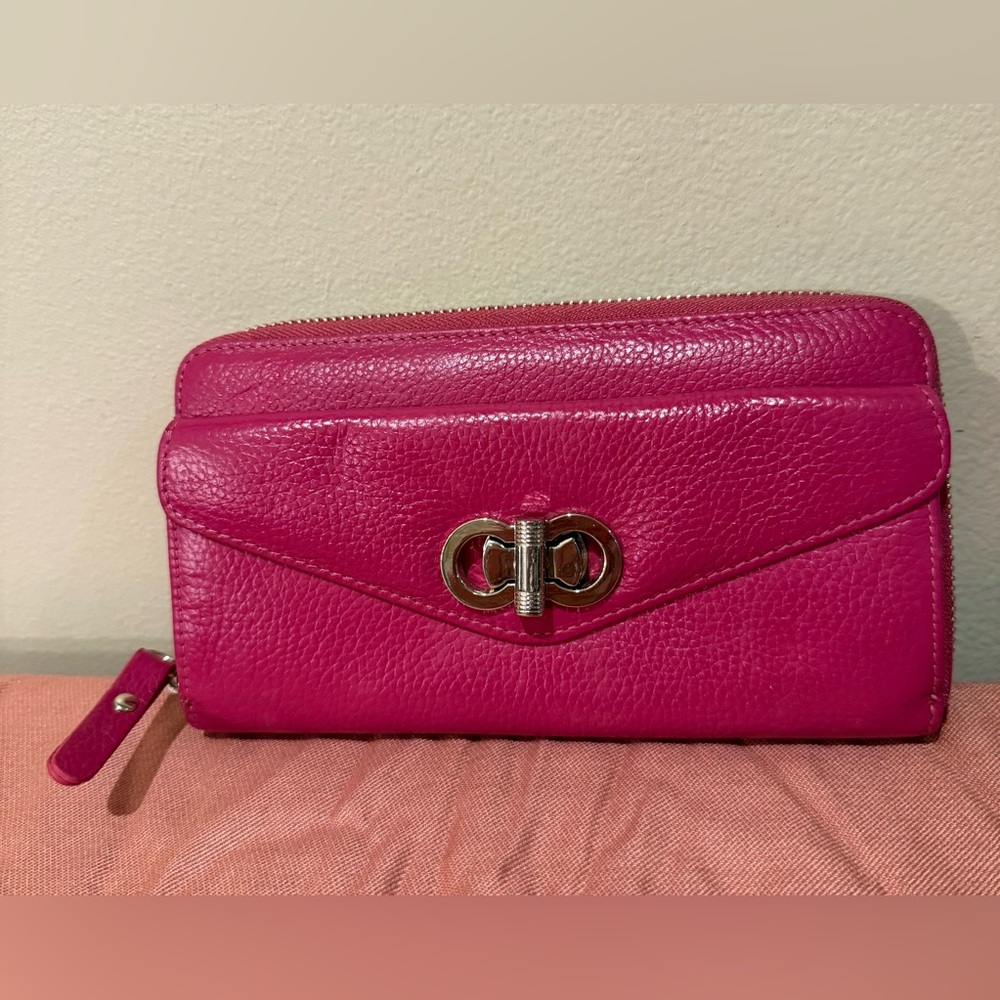 Rowallan of Scotland Leather Turn Lock w/ Zip Around Wallet Fuchsia Gold Accents
